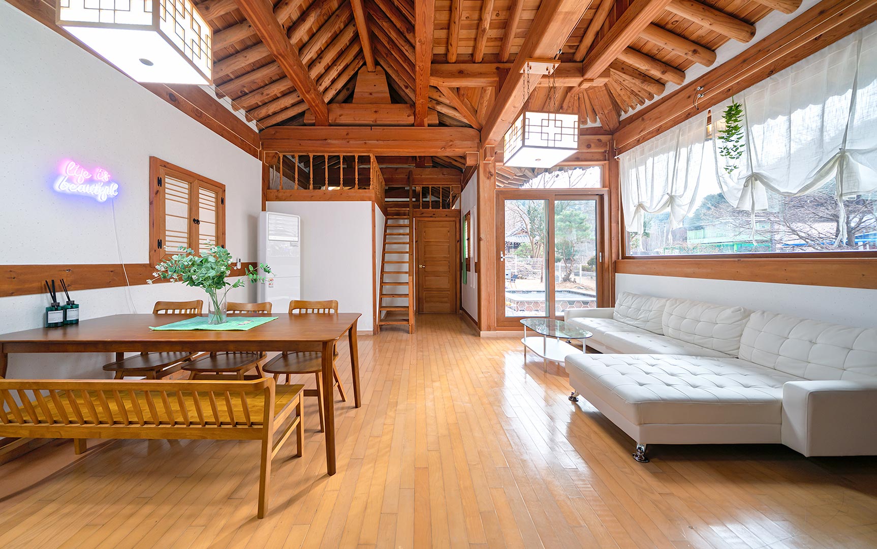 슬라이드 이미지2